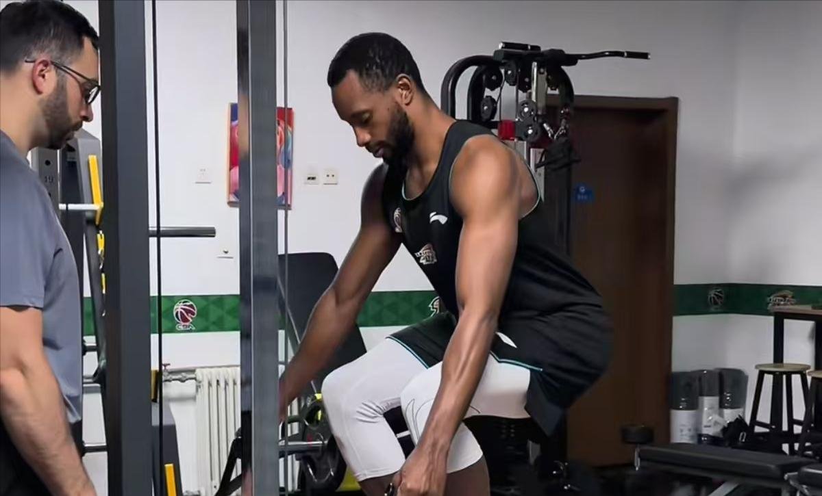 关于河床冲击季军，年轻球员表现亮眼的信息