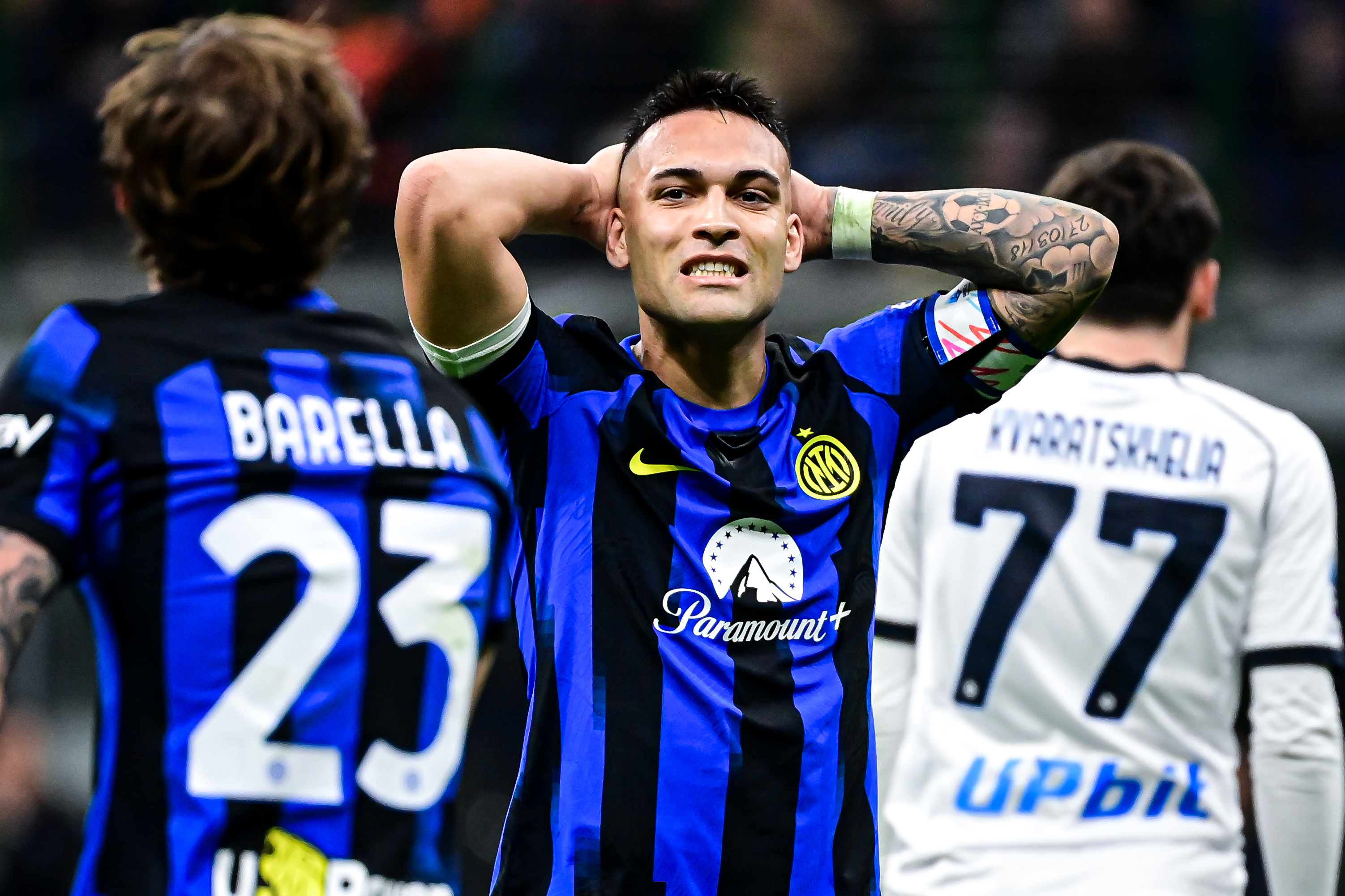 包含乌迪内斯主场失利，陷入保级泥潭的词条