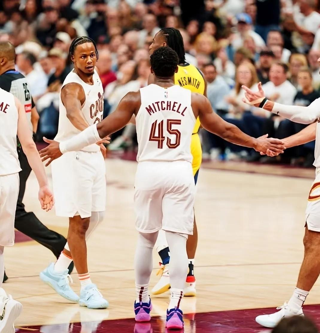 步行者队开启连胜模式，全队发挥出色