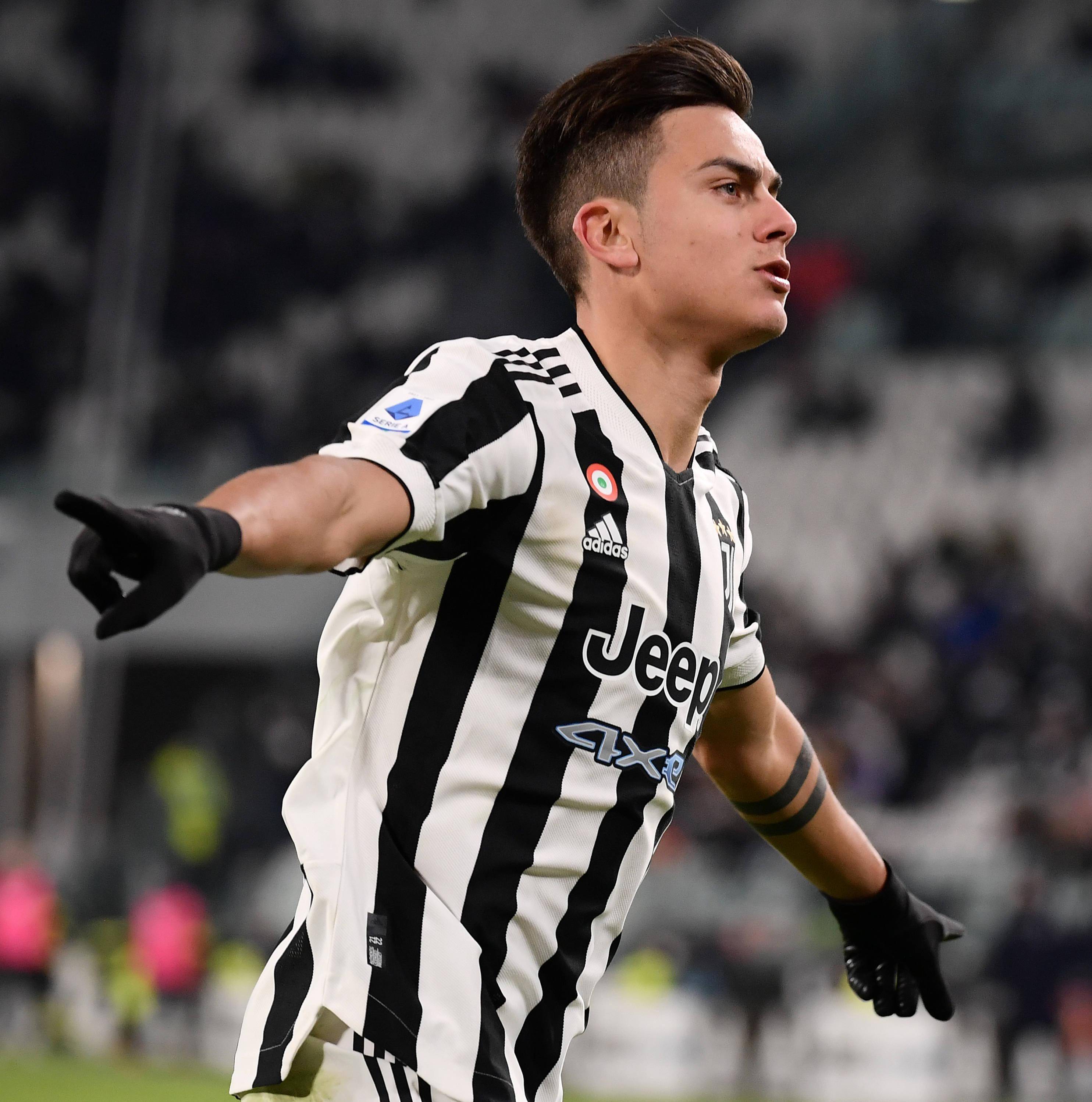 尤文图斯客场憾平那不勒斯，保持领先优势