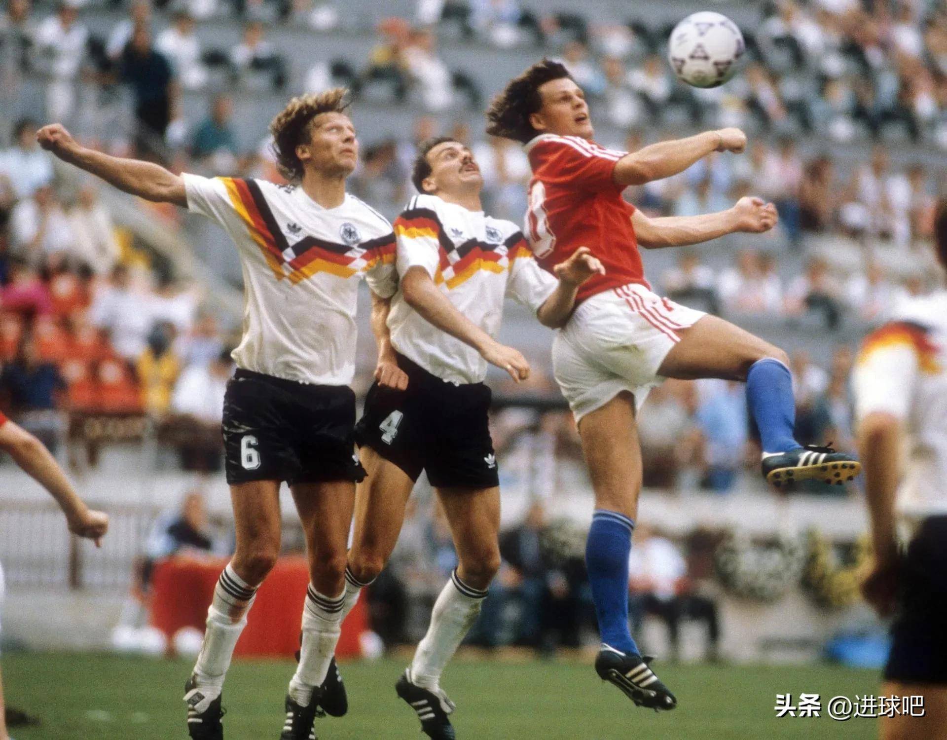 捷克运动员顽强拼搏夺得冠军 捷克运动员顽强拼搏夺得冠军