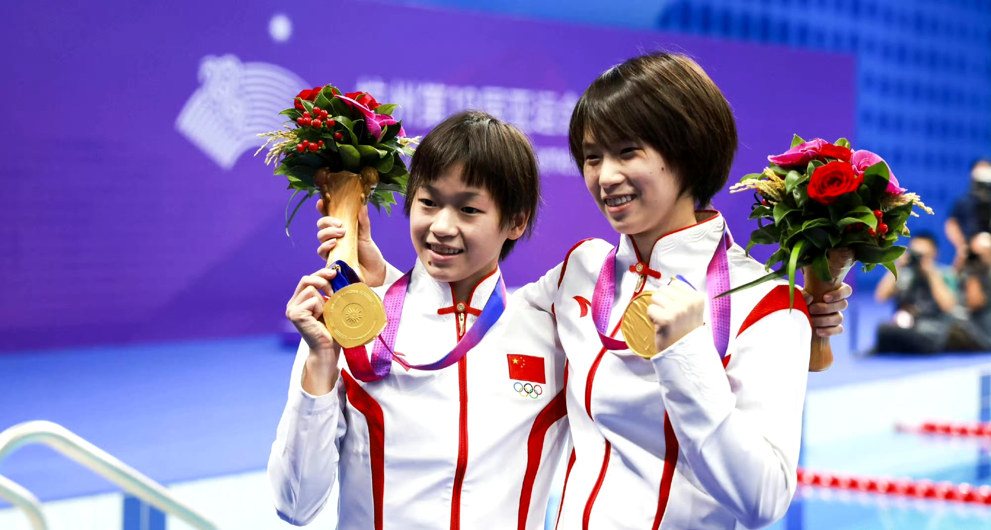 关于体操女单蝉联冠军，技艺绝伦令人叹为观止的信息