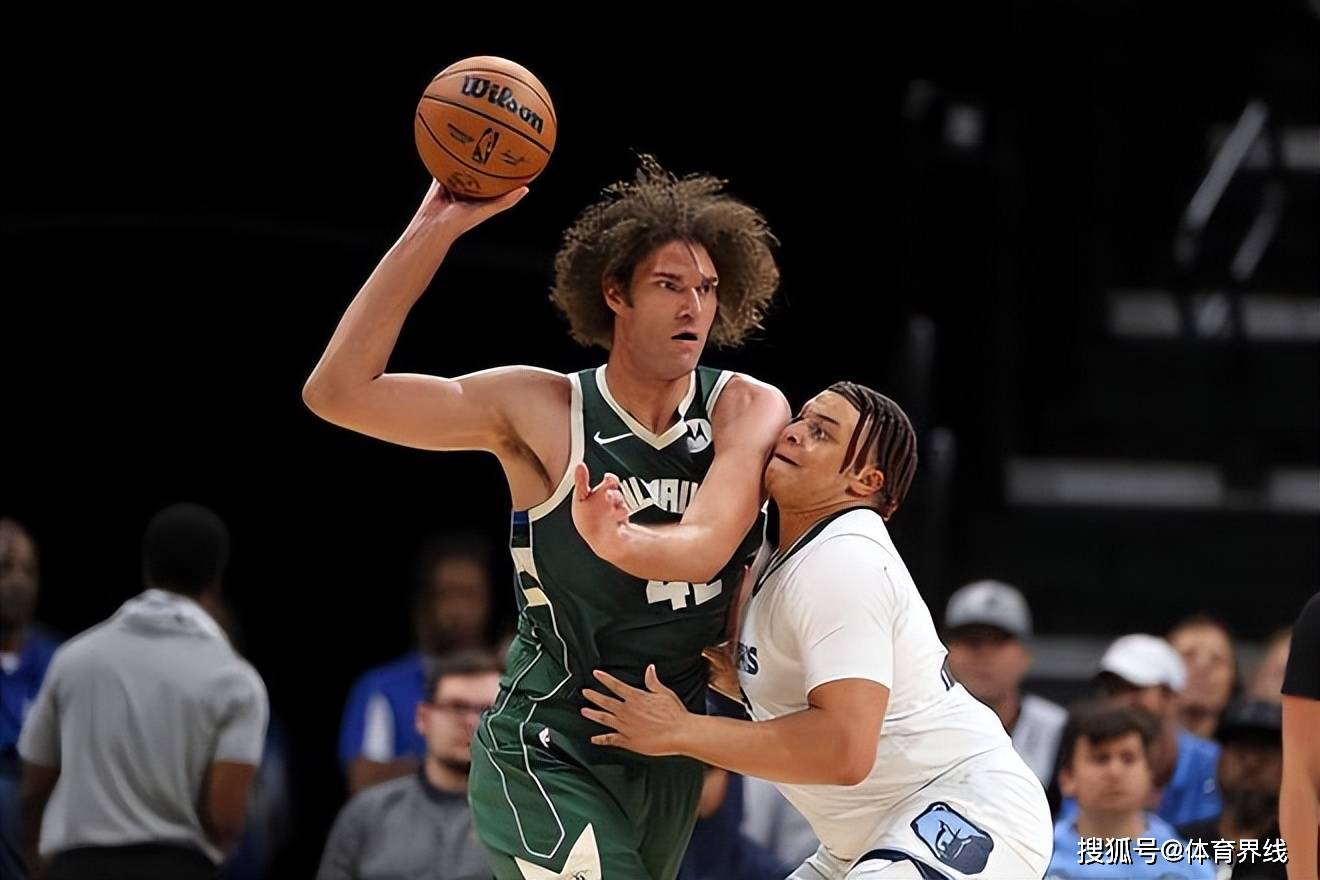 雄鹿球员受伤疑似重伤,球队临危受命的简单介绍 雄鹿球员受伤疑似重伤,球队临危受命的简单介绍