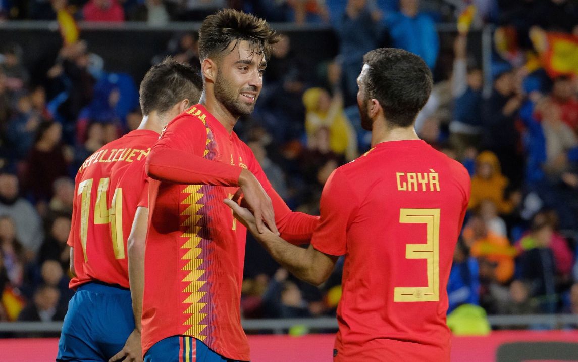 西班牙队逆袭击败波黑，实现晋级目标