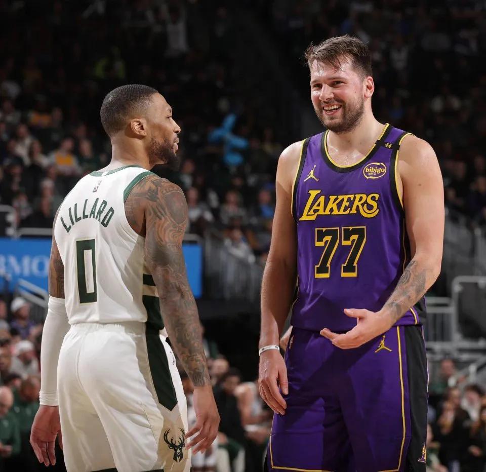 雄鹿胜湖人,终结三连败 雄鹿胜湖人,终结三连败